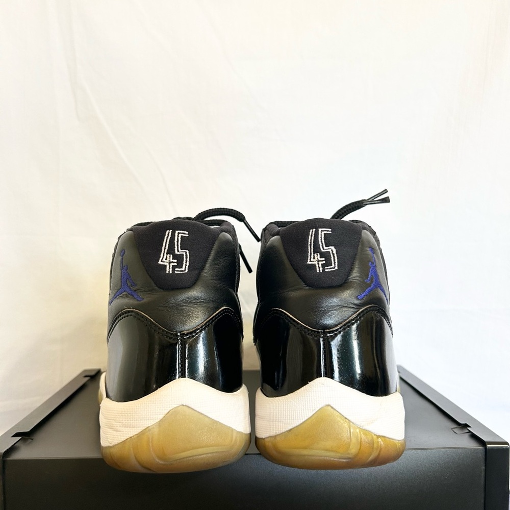 Air Jordan 11 Retro Space Jam Size 11 378037-003 2016 PRE-OWNED - Picture 5 of 9